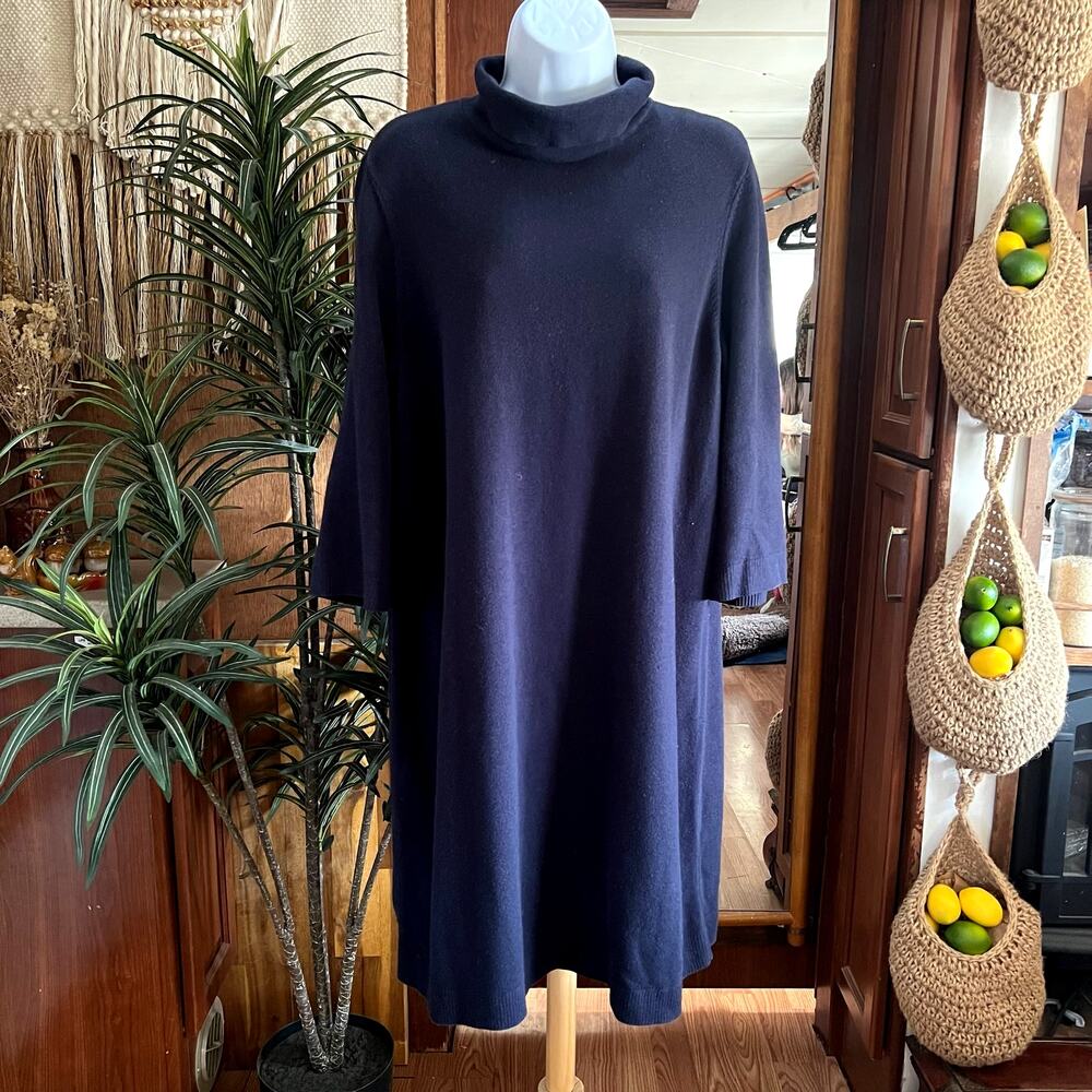 J Jill Turtleneck Knit Dress L Navy Blue Shift Casual Cozy Soft Stretch Pullover